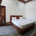 Hotel Braj Nikunj ! Near New Rangj Ji Temple, Prem Mandir, Isckon Temple ! Fully Air Conditioned And Prime Located Place